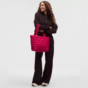 Lululemon Quilty Pleasures Tote Bag Medium 12L- Berry Rumble